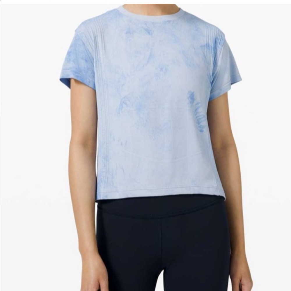 Lululemon Train to be Short Sleeve